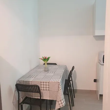 Magh1 Apartment *